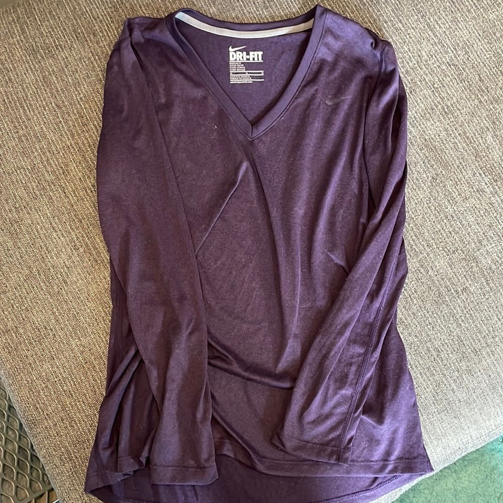 Nike set fit long sleeve